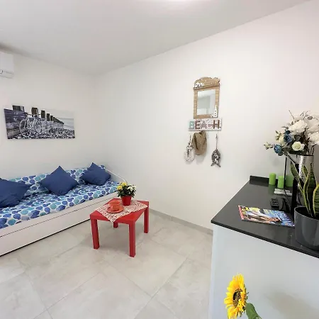 Charming Studio A Few Steps From The Beach Appartement