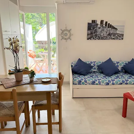 Charming Studio A Few Steps From The Beach * لينانو سابيادورو
