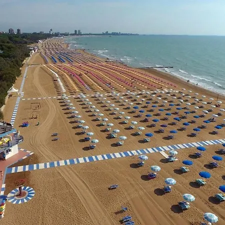Charming Studio A Few Steps From The Beach Appartamento Lignano Sabbiadoro